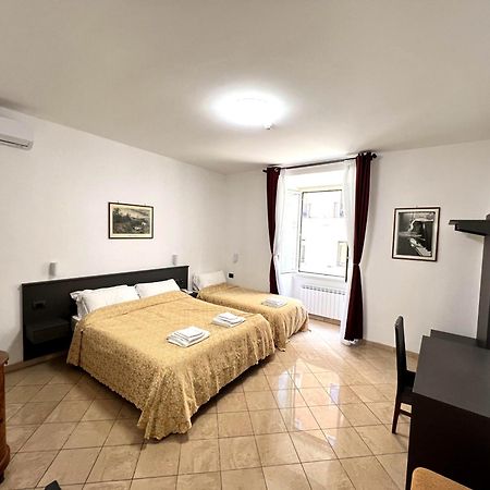 Hotel Domus Termini Rome Bagian luar foto