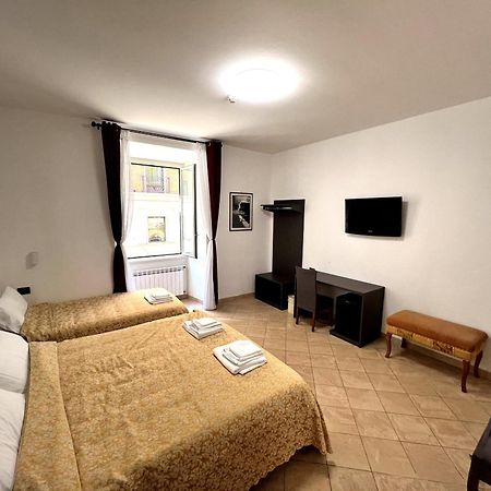 Hotel Domus Termini Rome Bagian luar foto