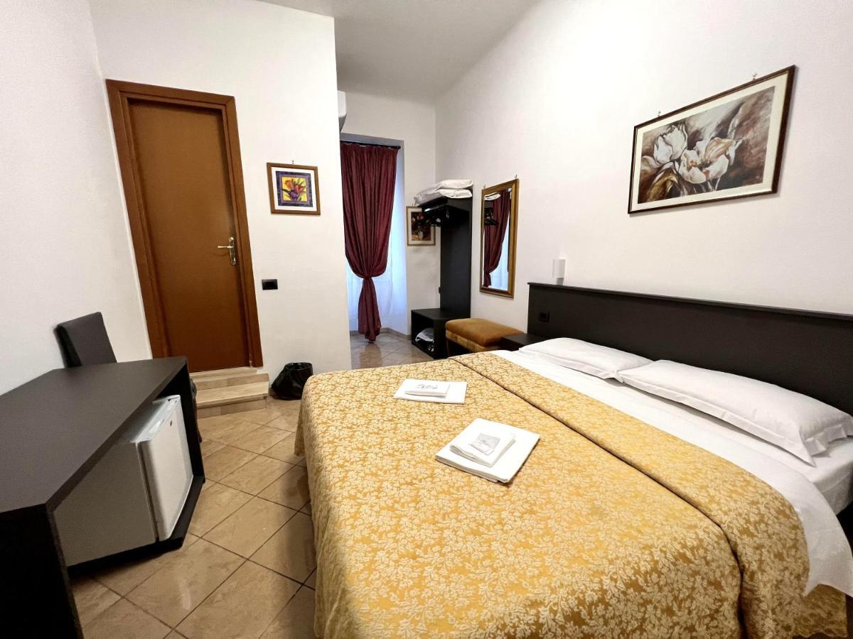 Hotel Domus Termini Rome Bagian luar foto