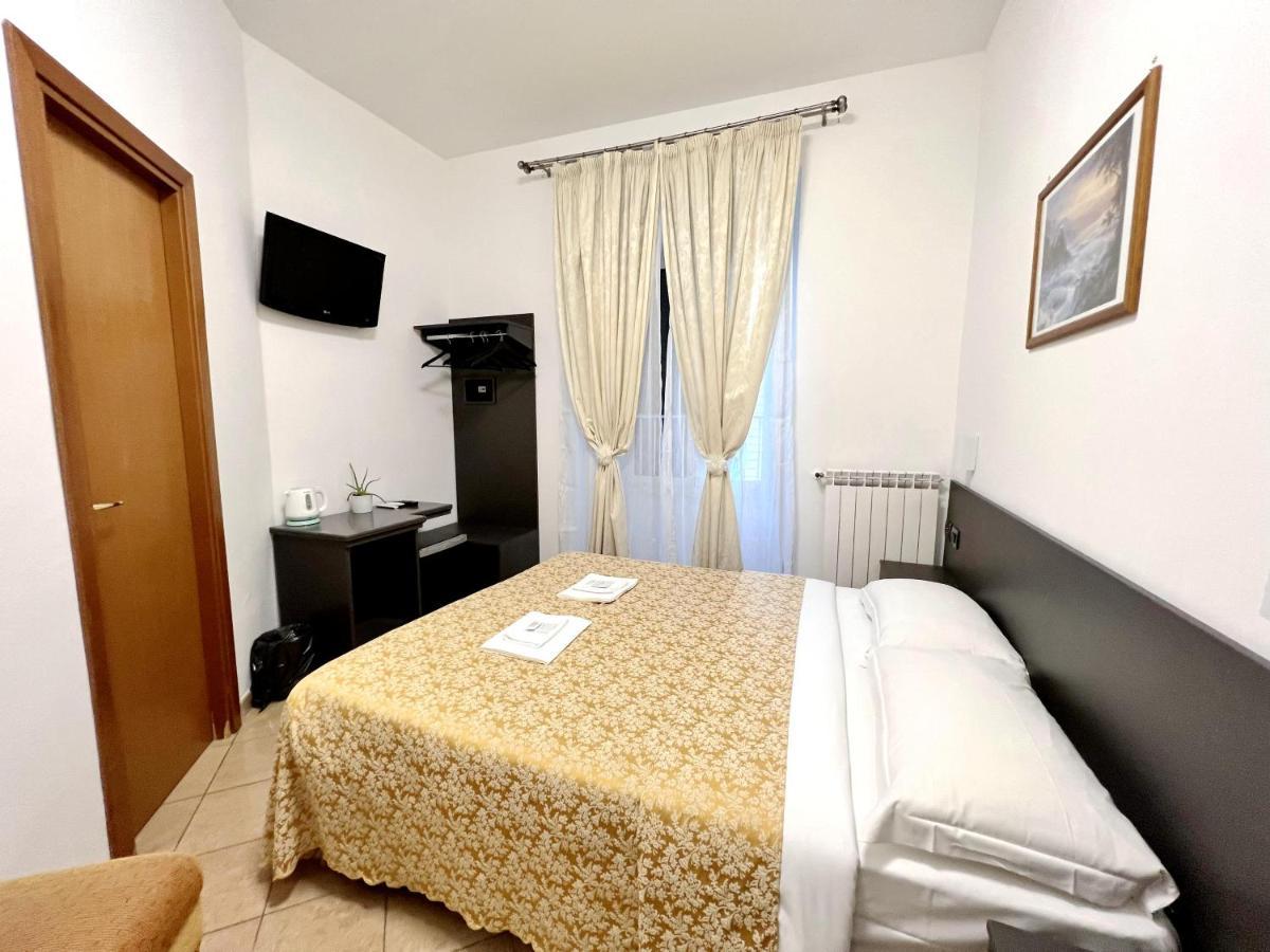 Hotel Domus Termini Rome Bagian luar foto
